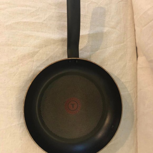 Lot of 2 Pans - Picture 2 of 8